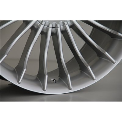 Front W724-3 BMW Silver R20x8.5J 5x112/120 72.56mm